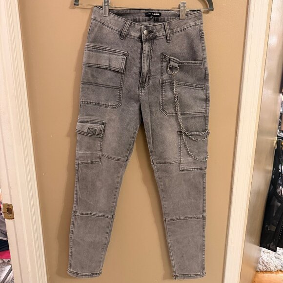 Fashion Nova Gray Cargo Chain Jeans M - Picture 1 of 4